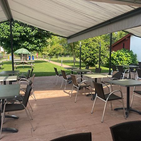 Hotel Mendy Saint-Jean-le-Vieux  Eksteriør billede