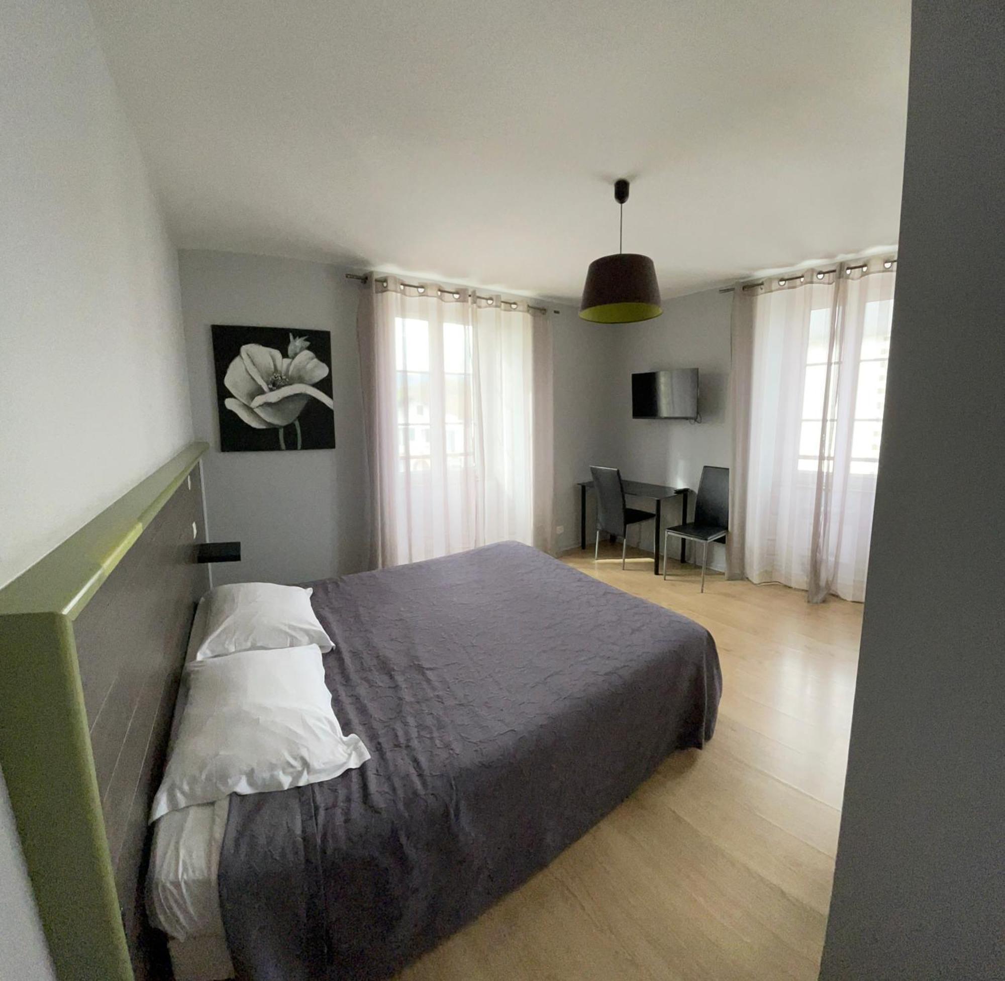 Hotel Mendy Saint-Jean-le-Vieux  Eksteriør billede