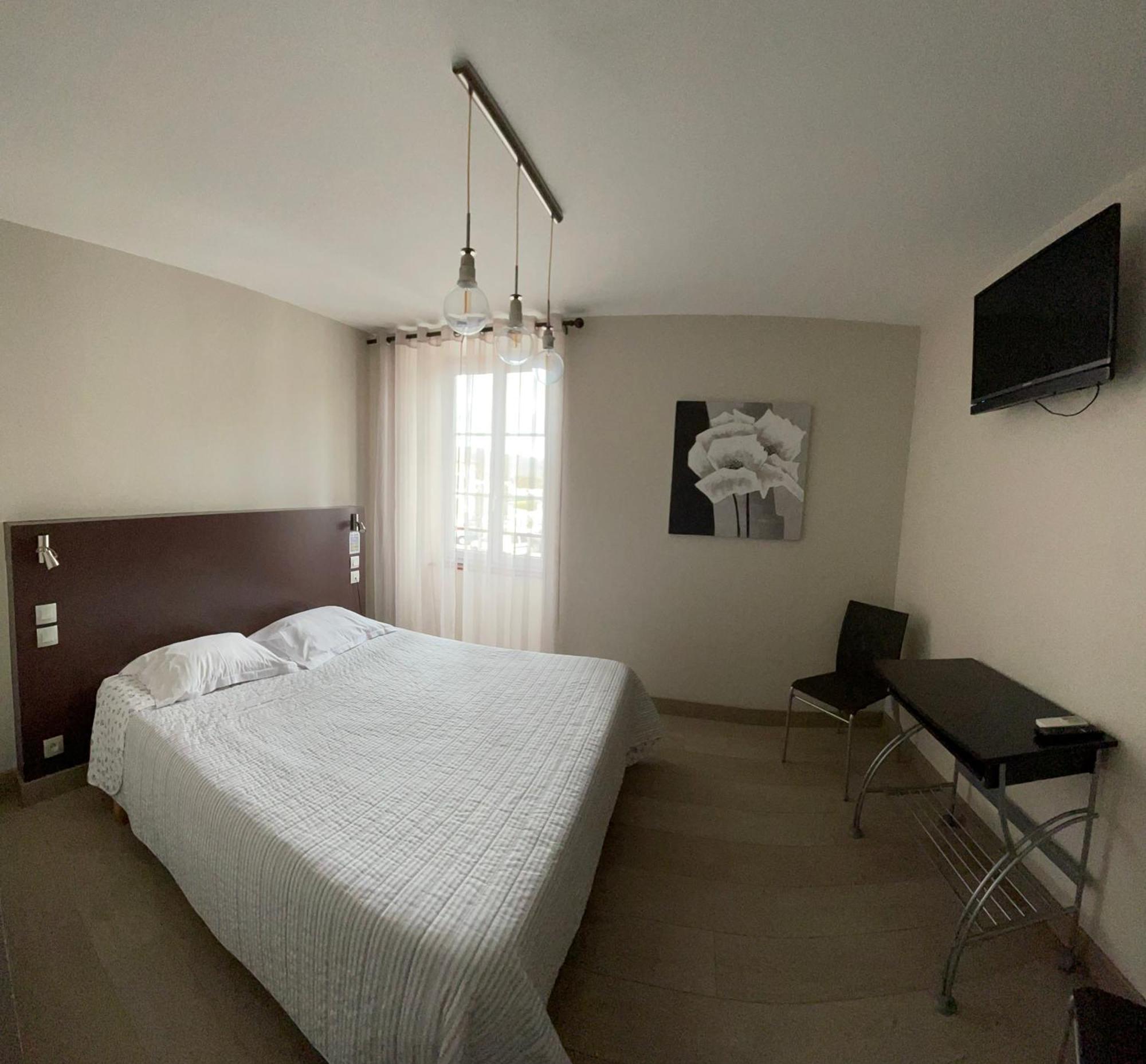 Hotel Mendy Saint-Jean-le-Vieux  Eksteriør billede